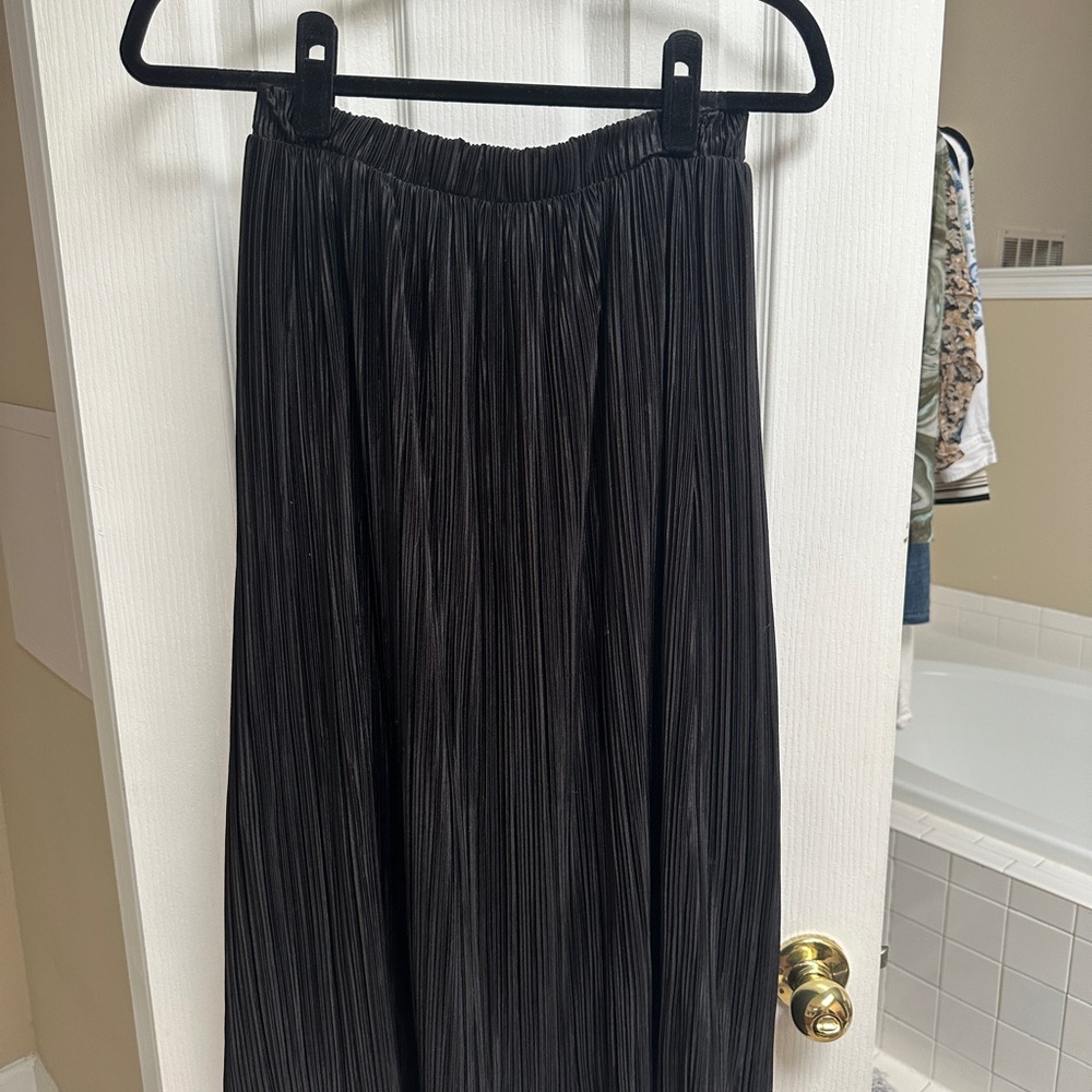 Black Pleated Skirt